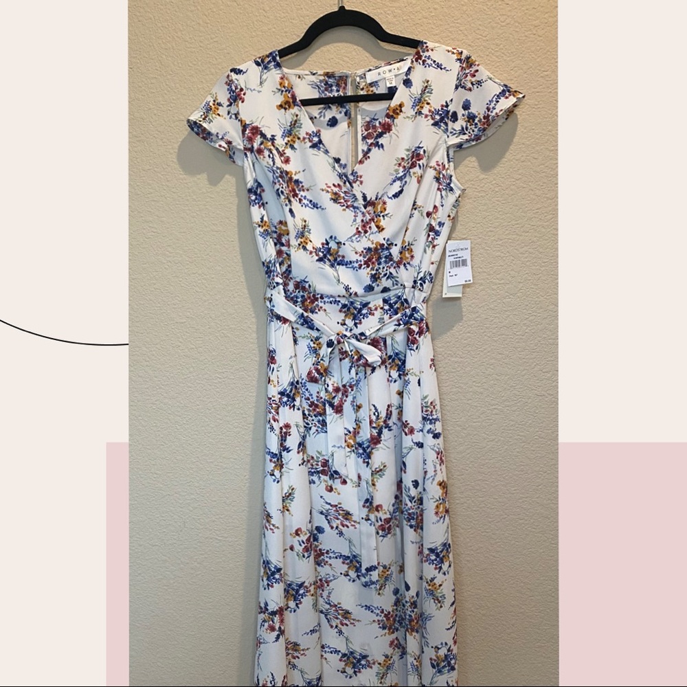 NWT-Nordstrom Dress Floral Print Flutter Cap Sleeve Zipper Close Back